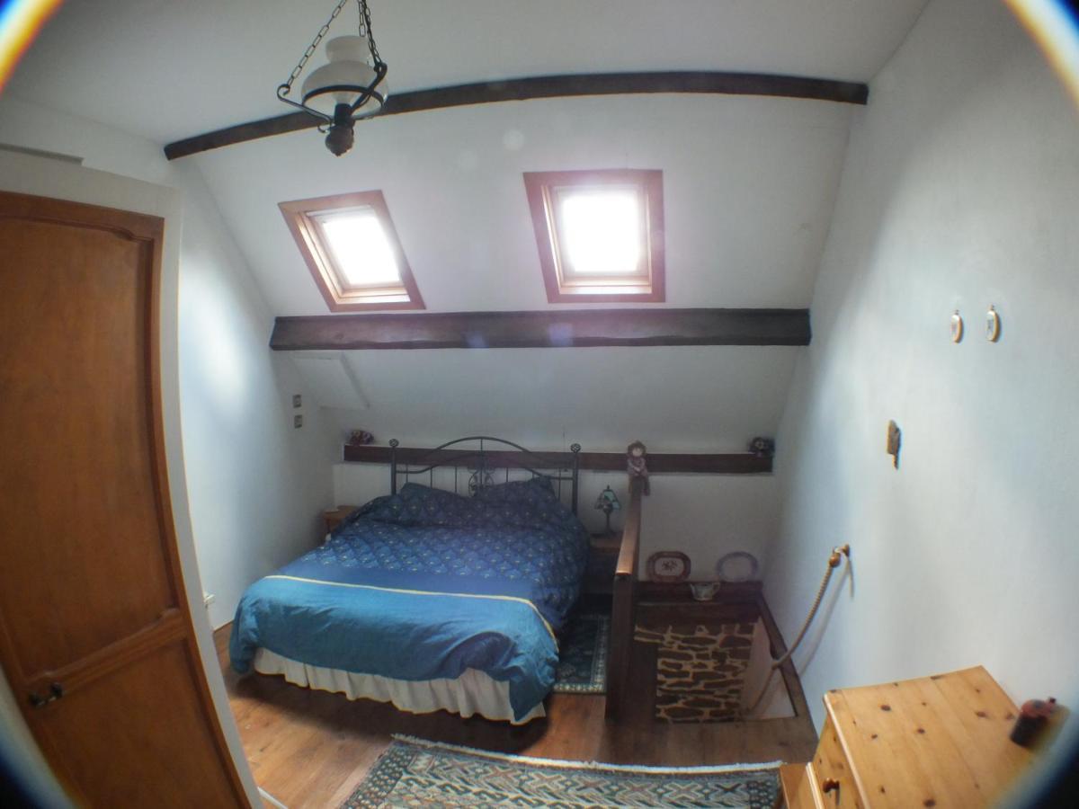 La Maison De Poupee Berrien Extérieur photo