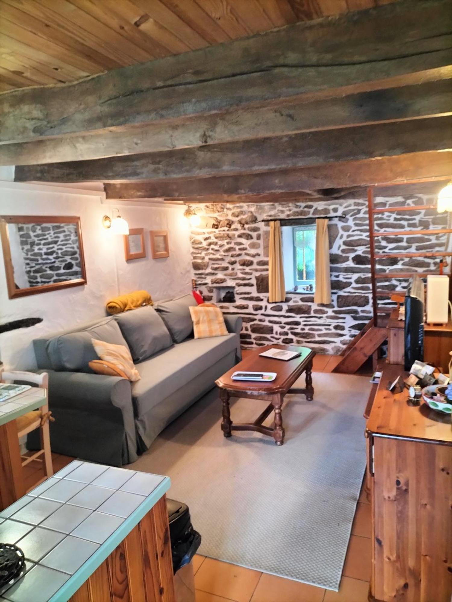La Maison De Poupee Berrien Extérieur photo